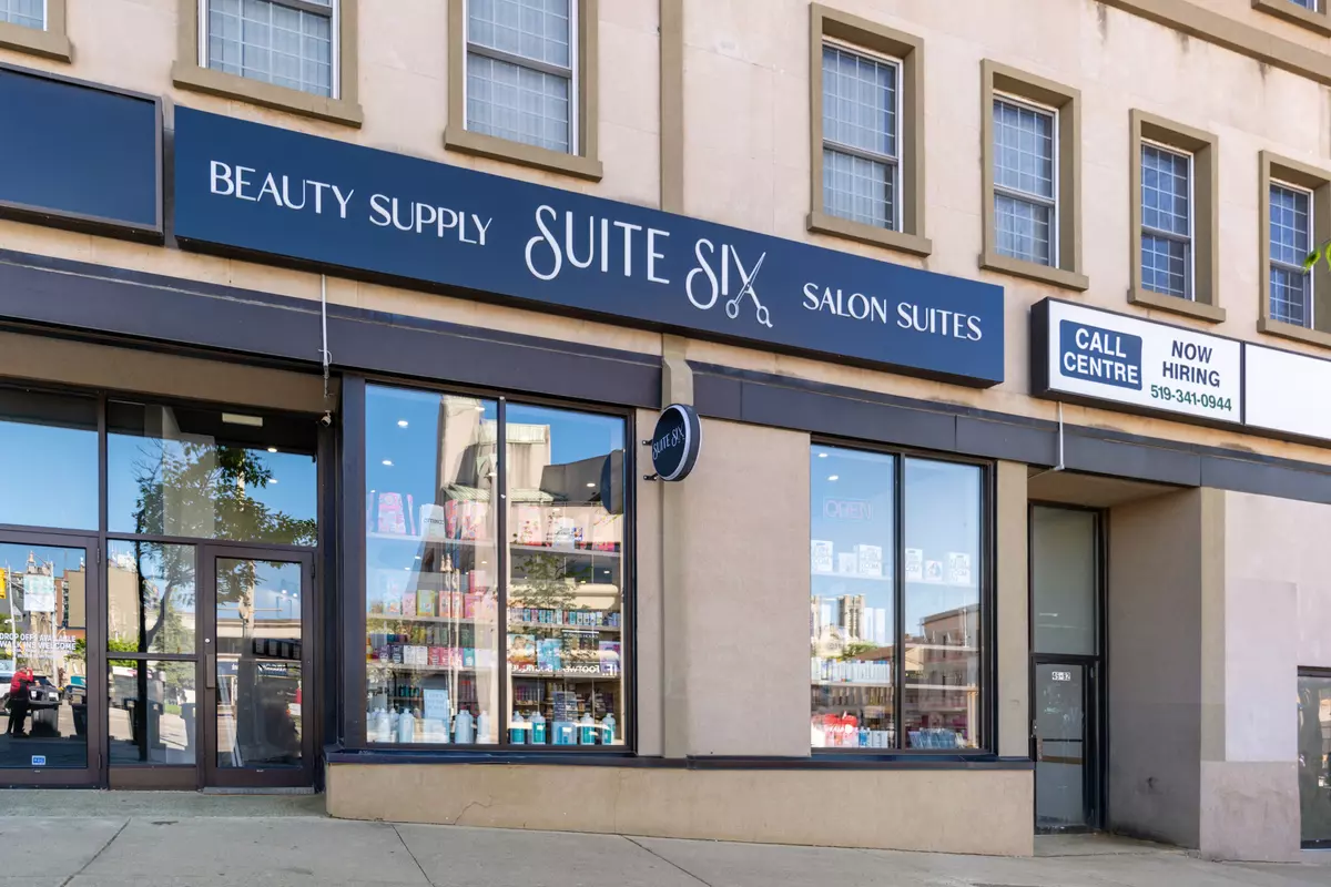 Guelph, ON N1H 4E4,45 Wyndham ST N #10