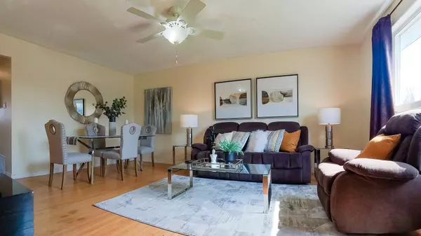 Pickering, ON L1W 1T4,897 Antonio ST