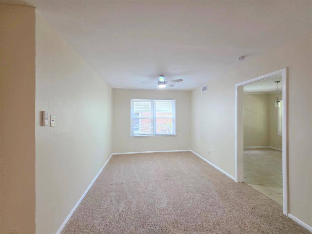 Dallas, TX 75216,4014 Sun Valley Drive