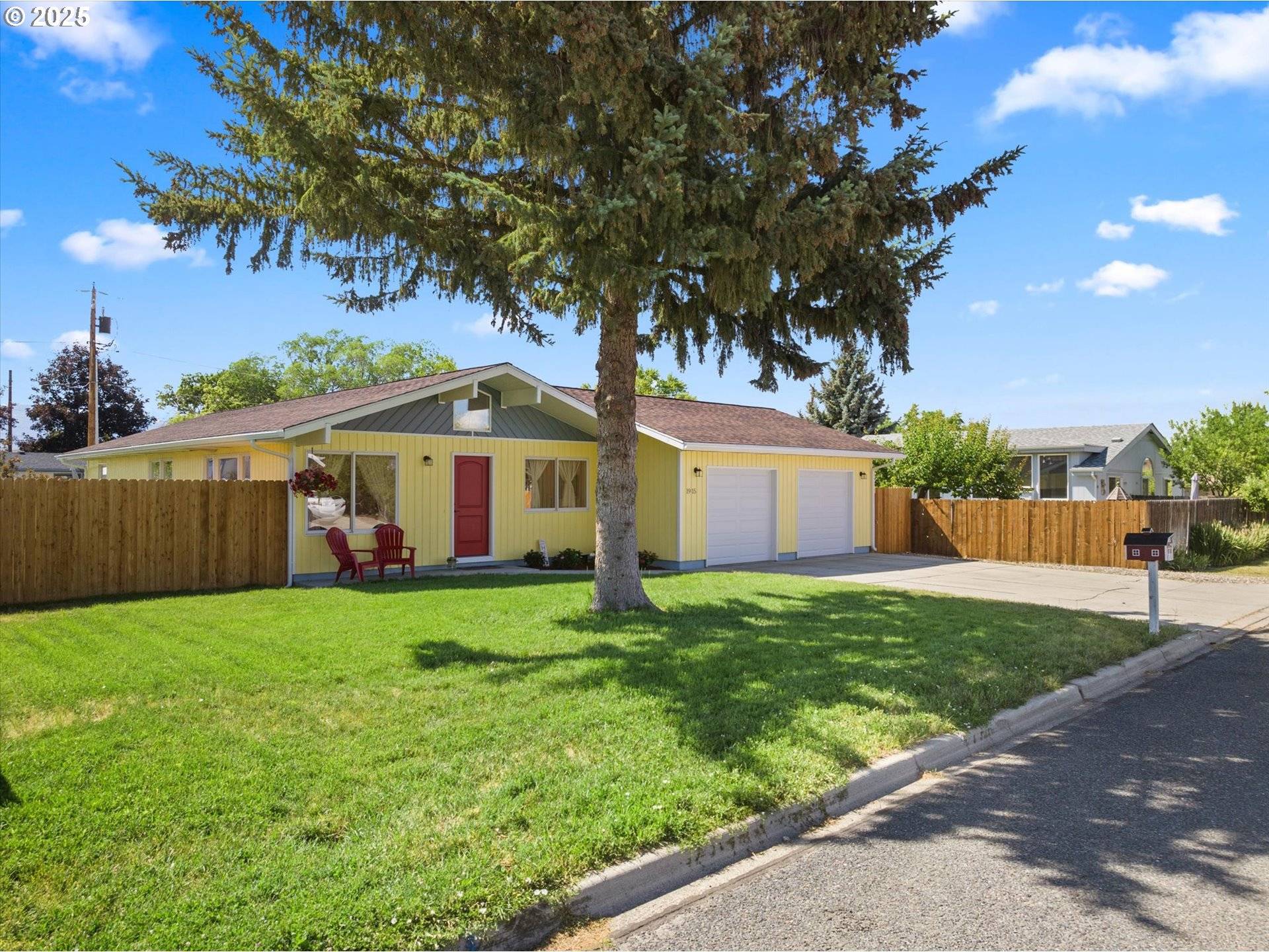 1915 PEAR ST, Baker City, OR 97814