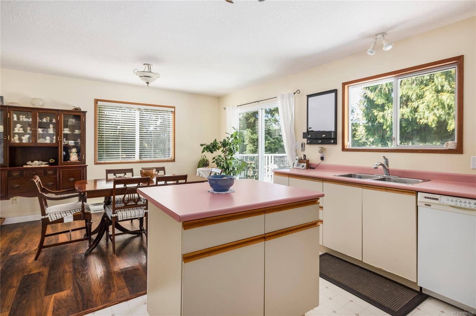 Cobble Hill, BC V8H 0B3,3300 Tyerman Pl