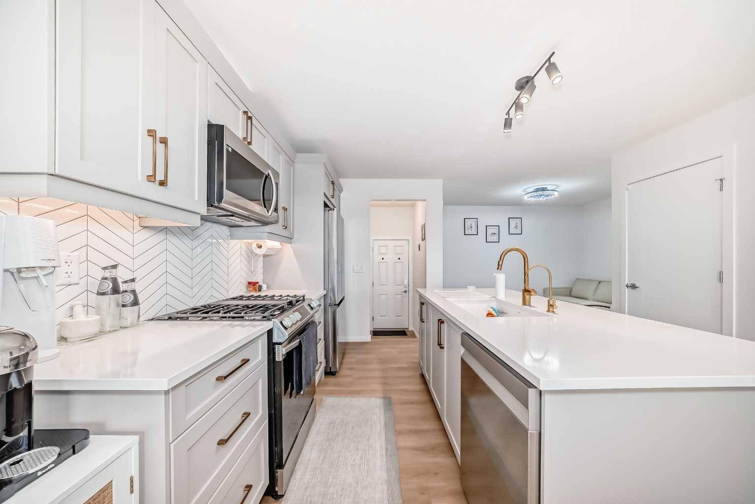 Calgary, AB T3N 1Z7,357 Skyview Pkwy Northeast