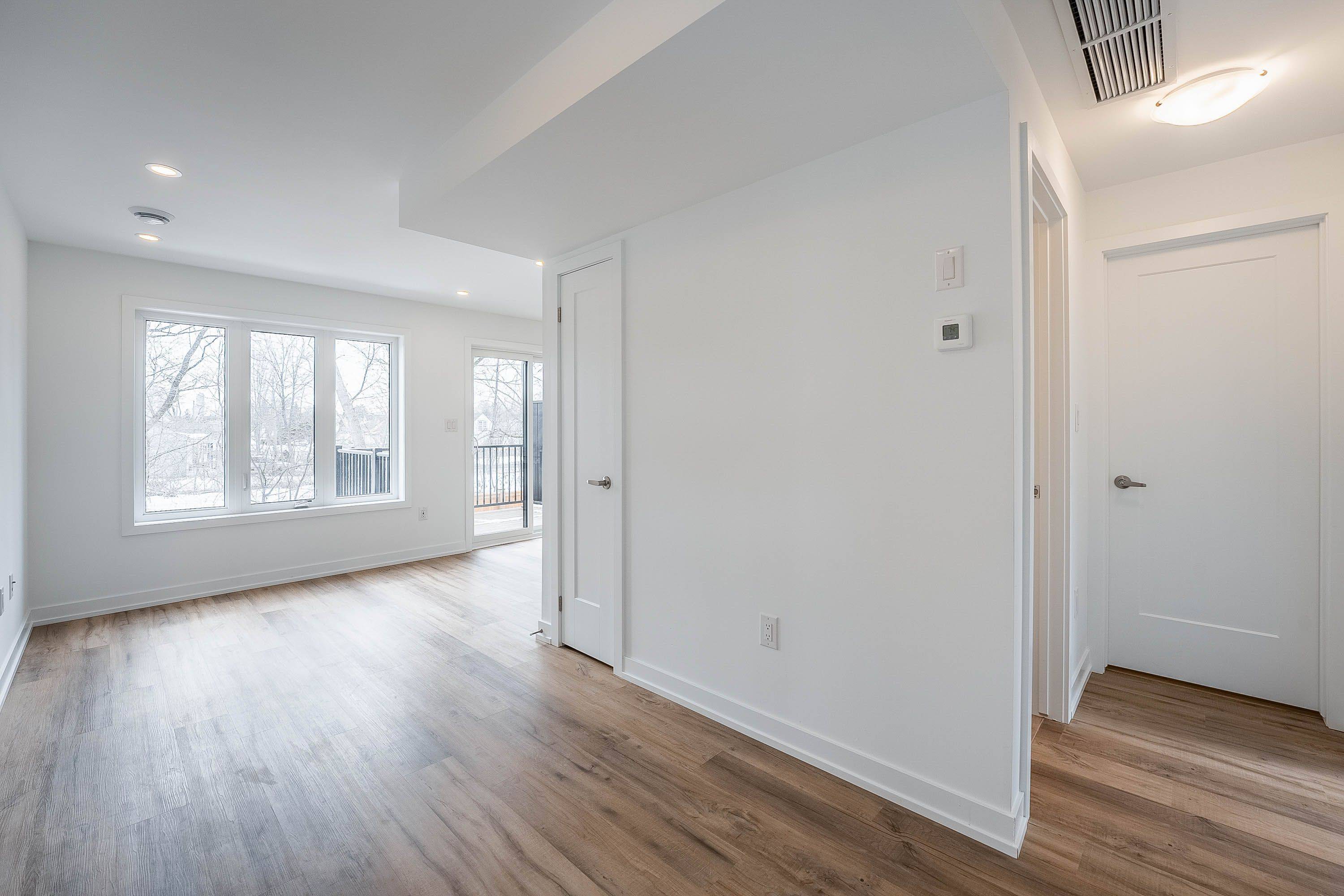 Niagara Falls, ON L2E 4N2,4263 Fourth AVE #321