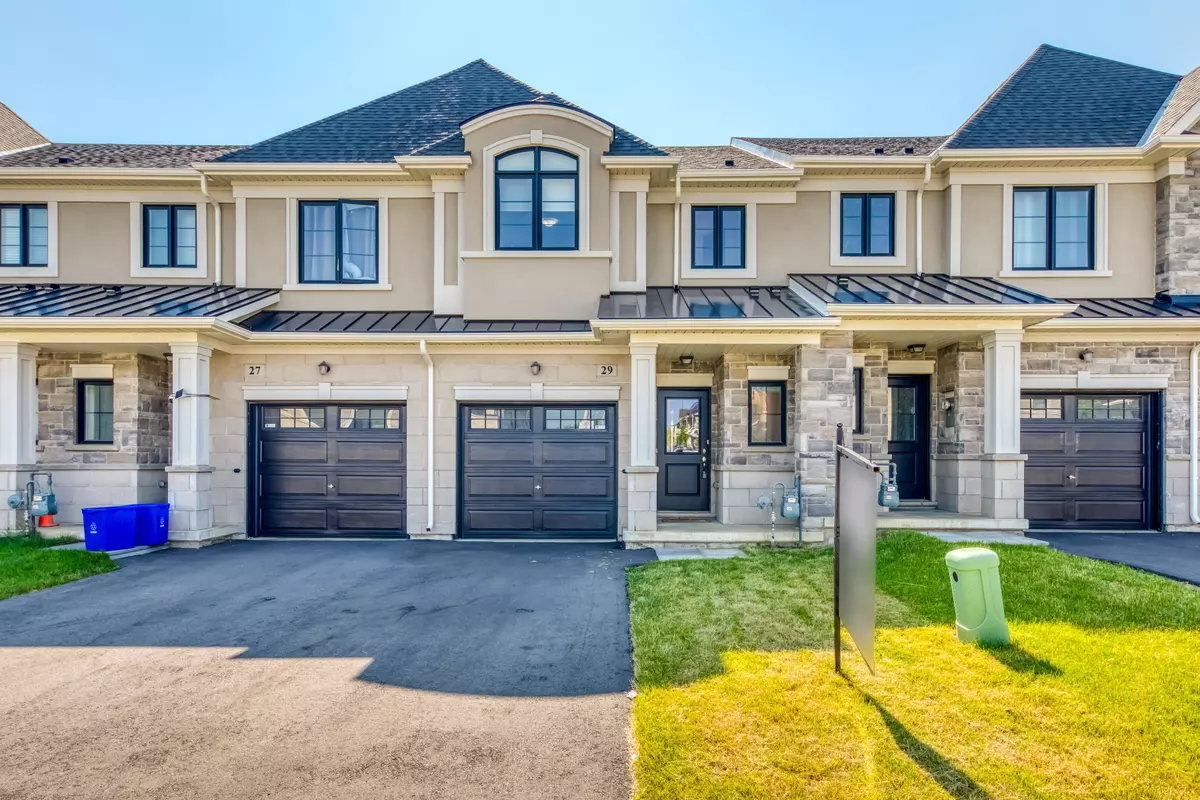 Hamilton, ON L9B 0J8,29 Mia DR