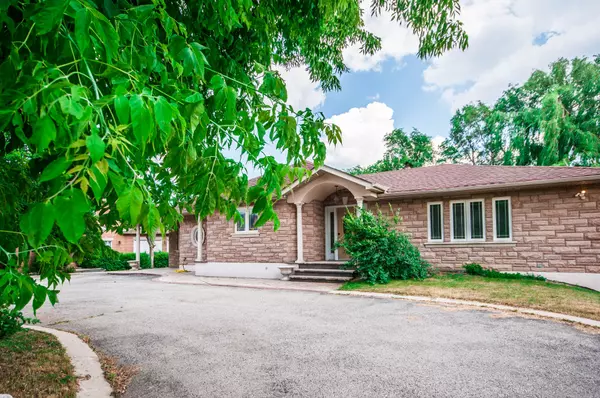 Markham, ON L3R 8G2,85 Lee AVE