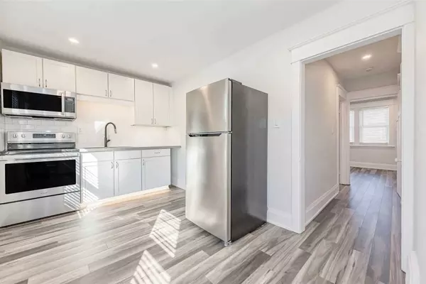 Hamilton, ON L8L 2J4,1090 Cannon ST E #2