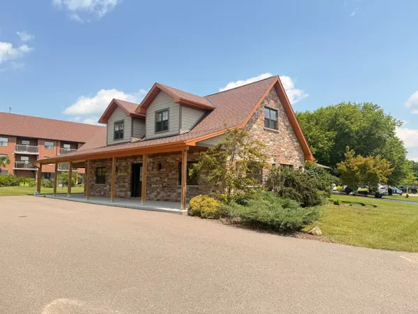 10 William ST, East Luther Grand Valley, ON L9W 5Y5