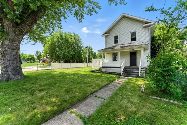 Niagara Falls, ON L2E 4N5,4599 Fourth AVE