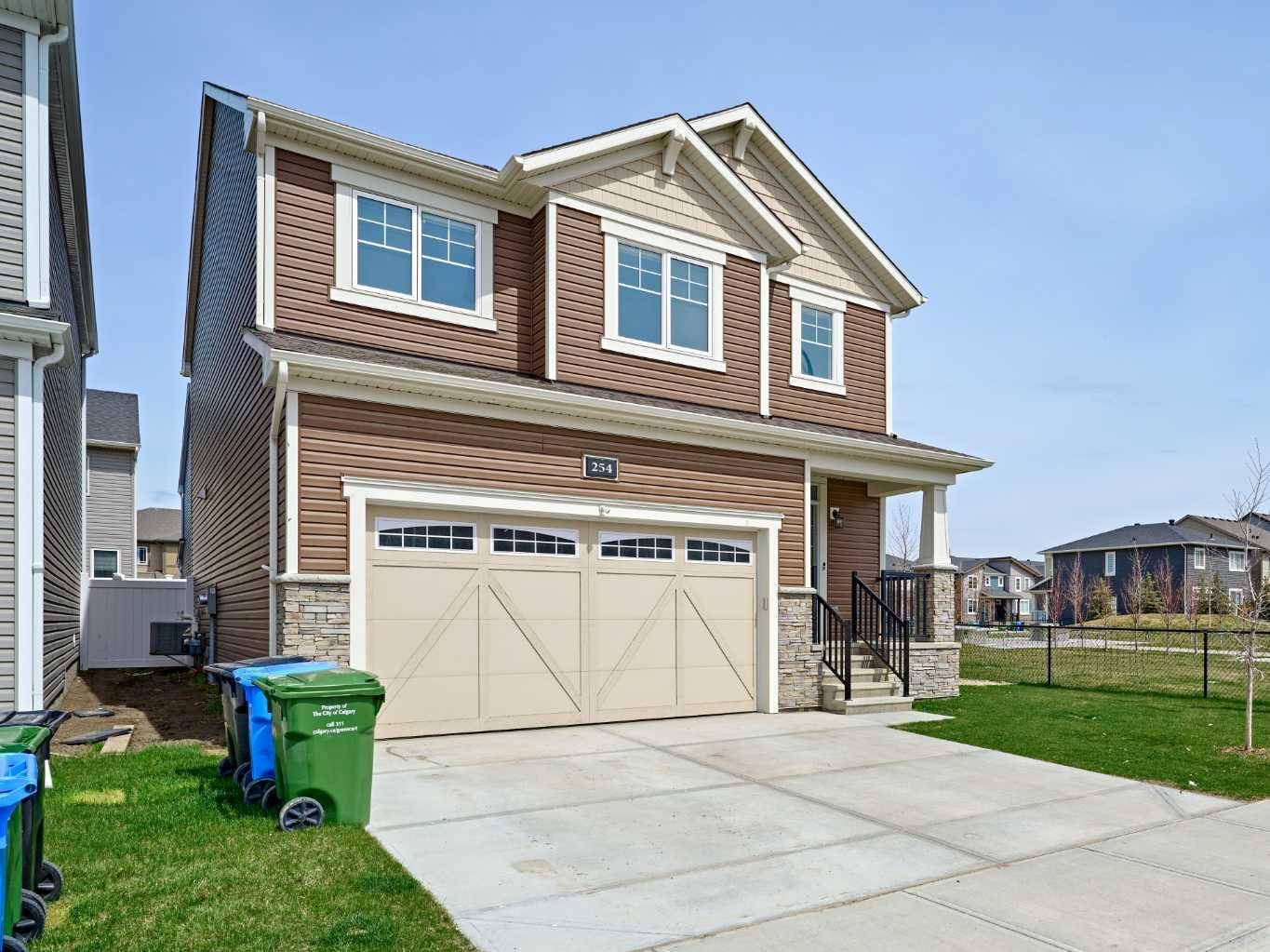 Calgary, AB T3P 1V2,254 Carringham RD NW