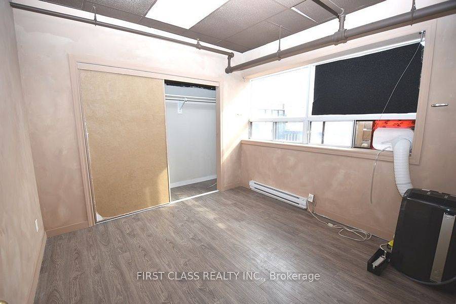 Toronto E01, ON M4M 2R6,3 Carlaw AVE #201