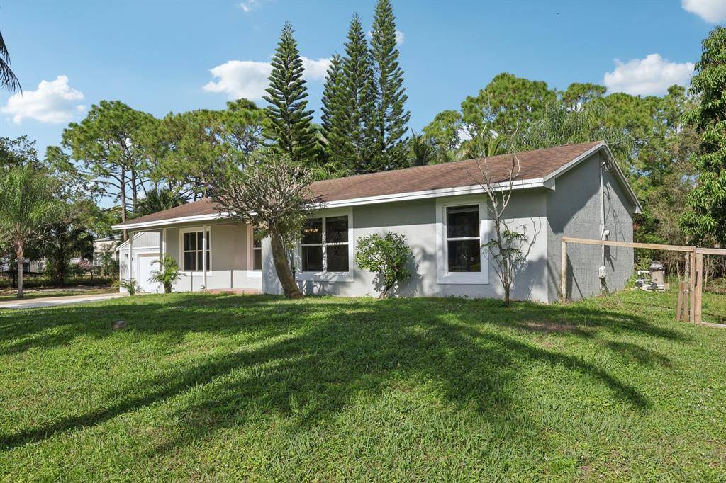 Loxahatchee, FL 33470