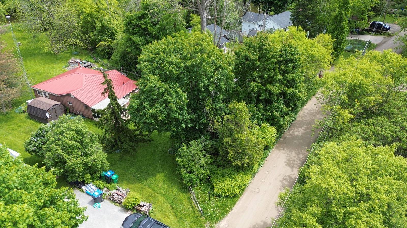 Caledon, ON L7C 3J7,179 Ferndale Park RD