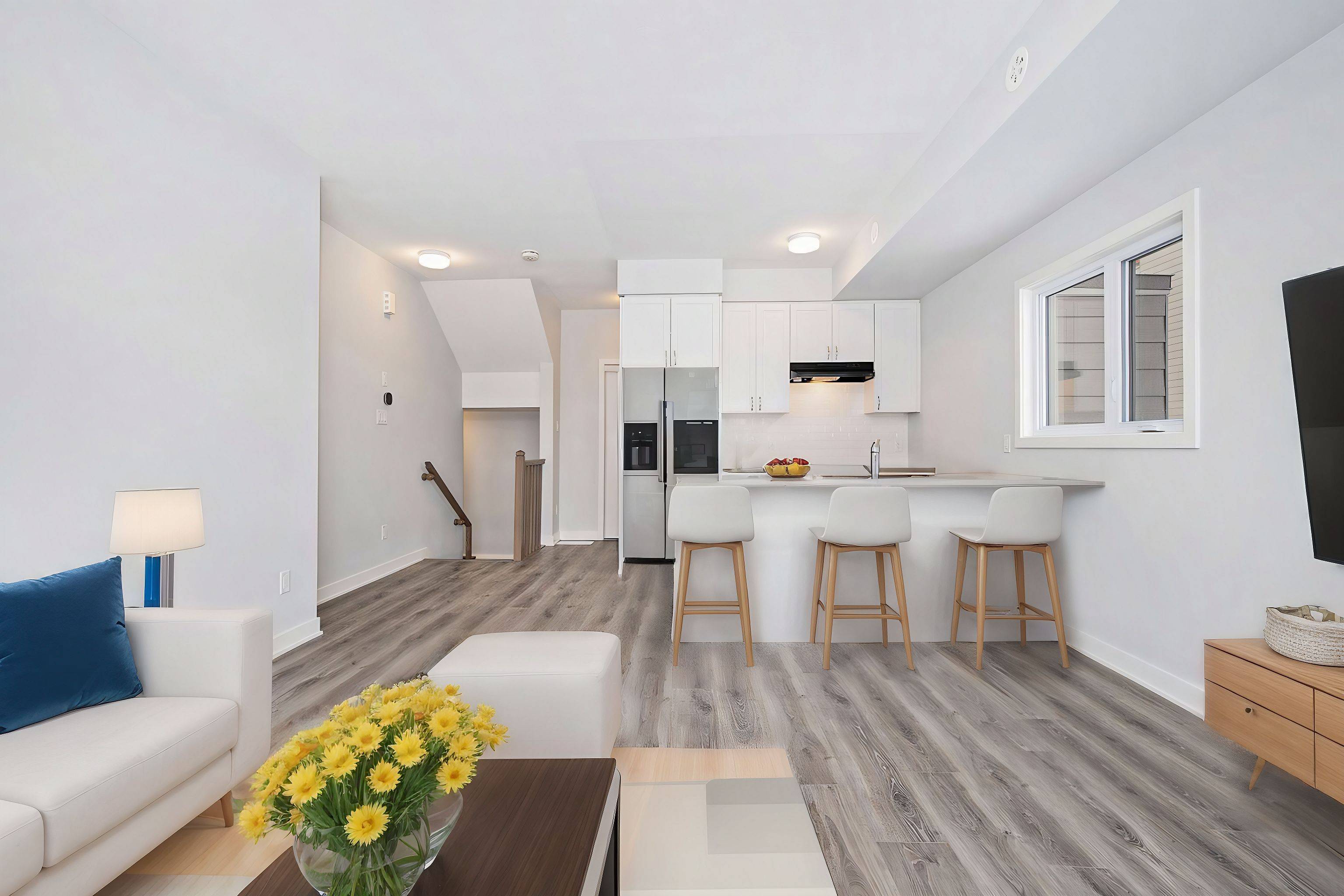 Manor Park - Cardinal Glen And Area, ON K1K 0P2,722 MISHI Private