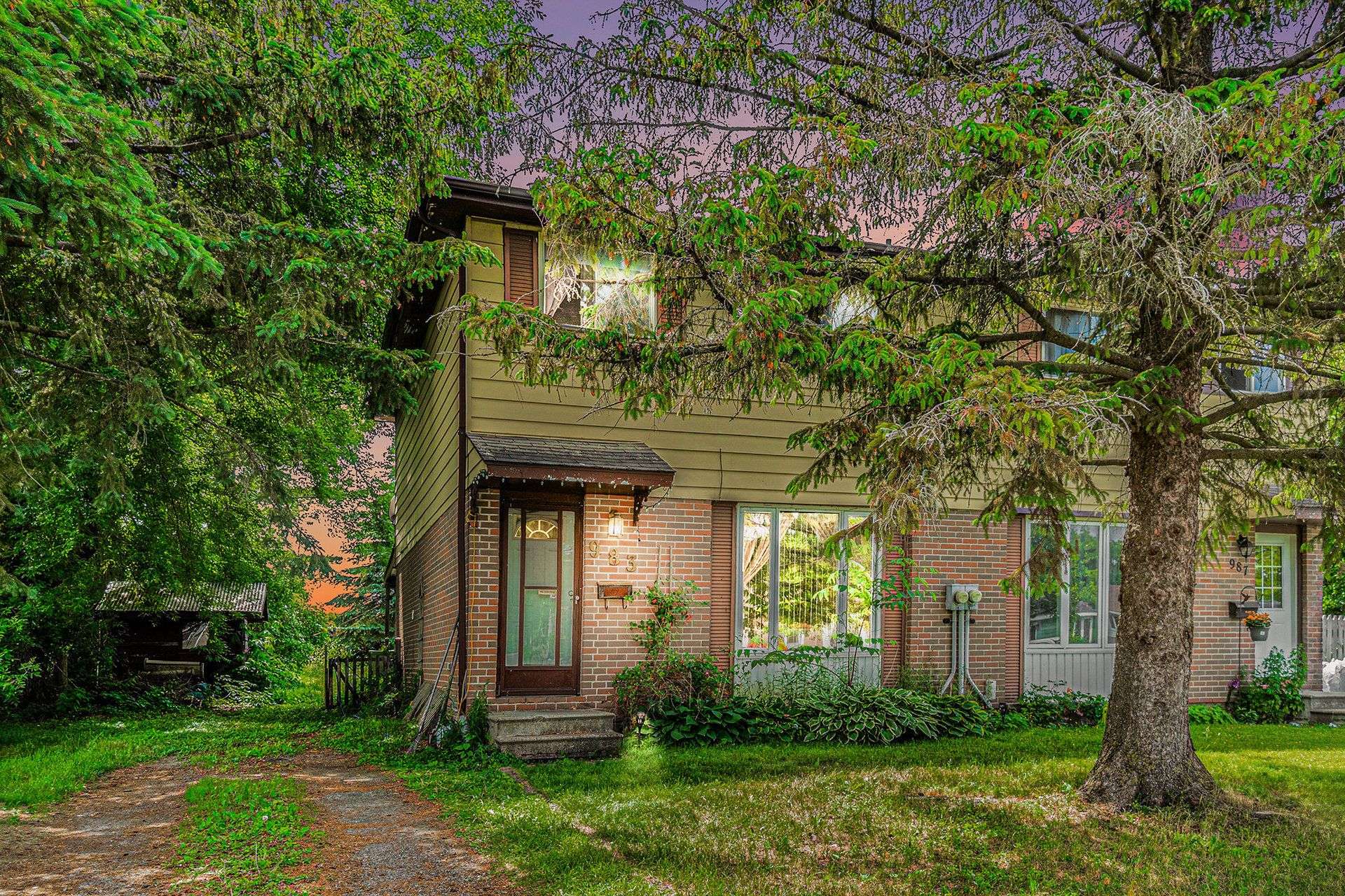 983 Mackenzie RD, Prescott, ON K0G 1T0