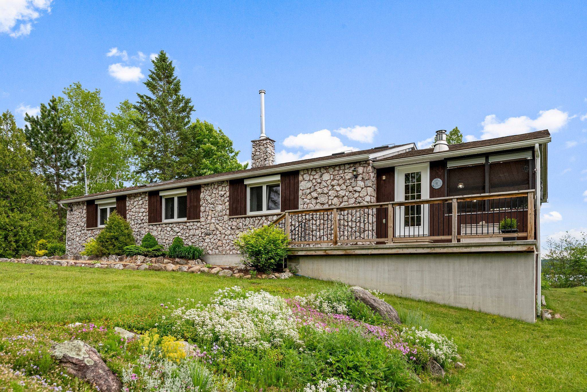 Hastings Highlands, ON K0L 2S0,146 McCahon RD