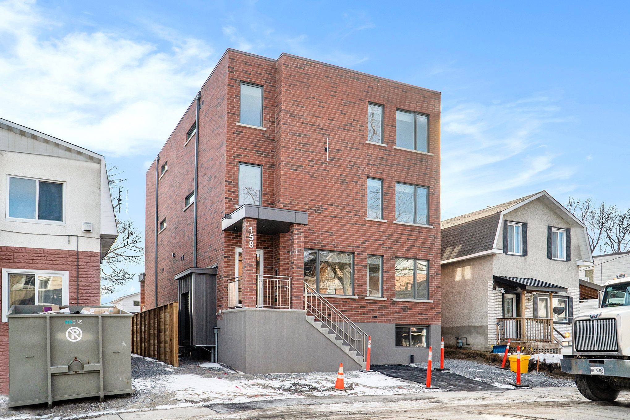 158 Laval ST N #Unit # 4, Vanier And Kingsview Park, ON K1L 7Z4