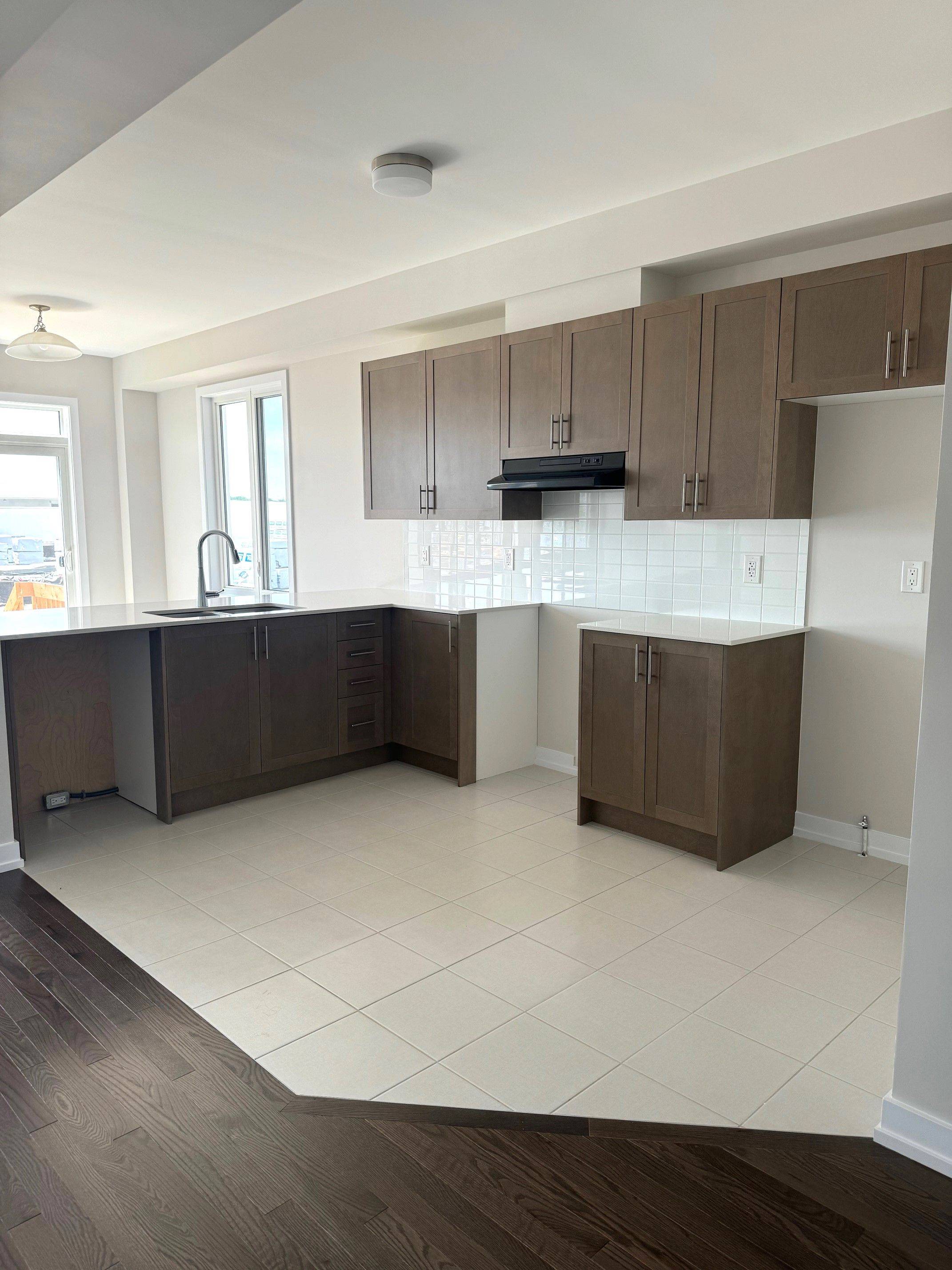 Stittsville - Munster - Richmond, ON K0A 2Z0,513 Oldenburg AVE