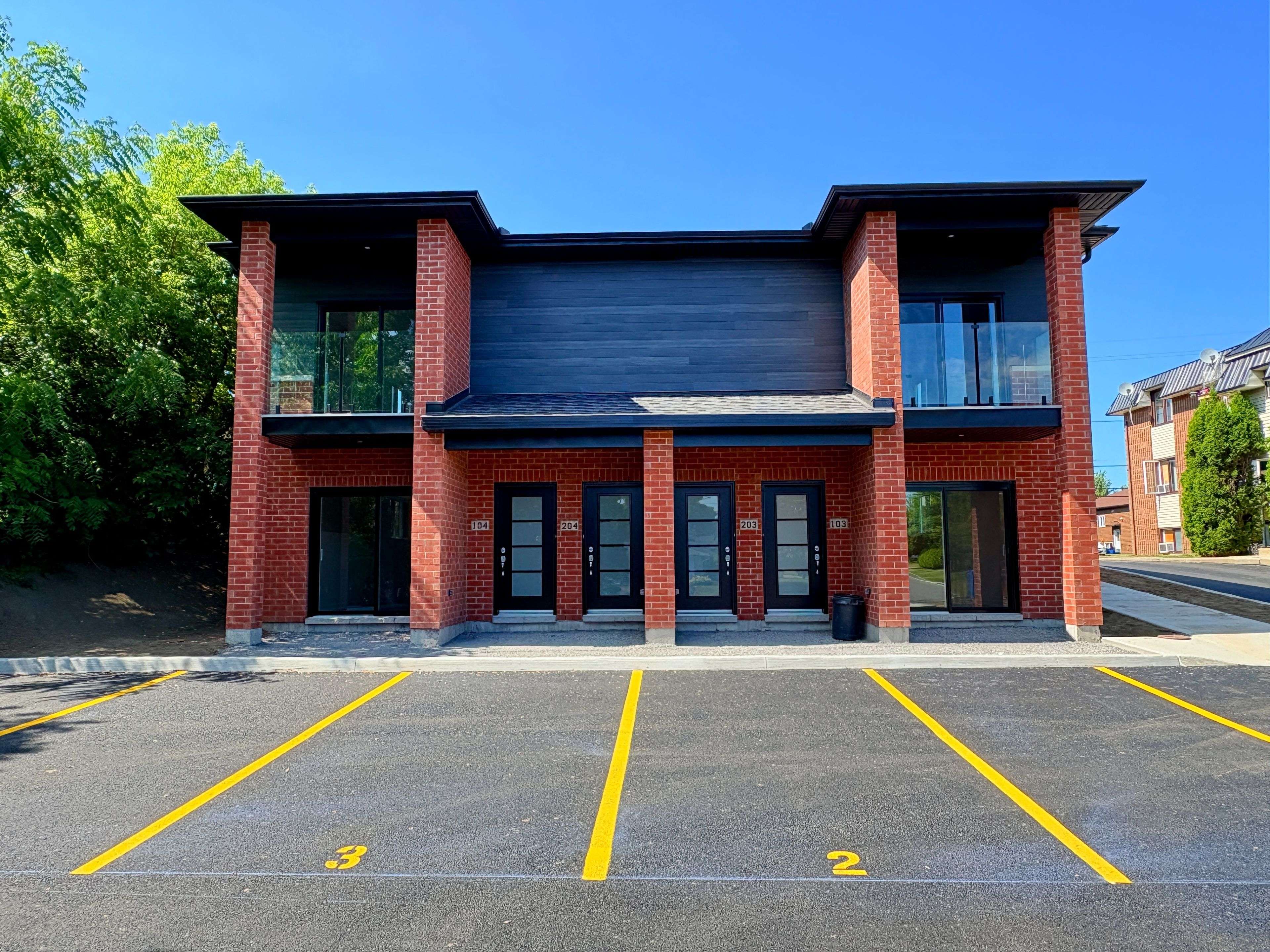 897 Laurier ST #201, Clarence-rockland, ON K4K 1E3