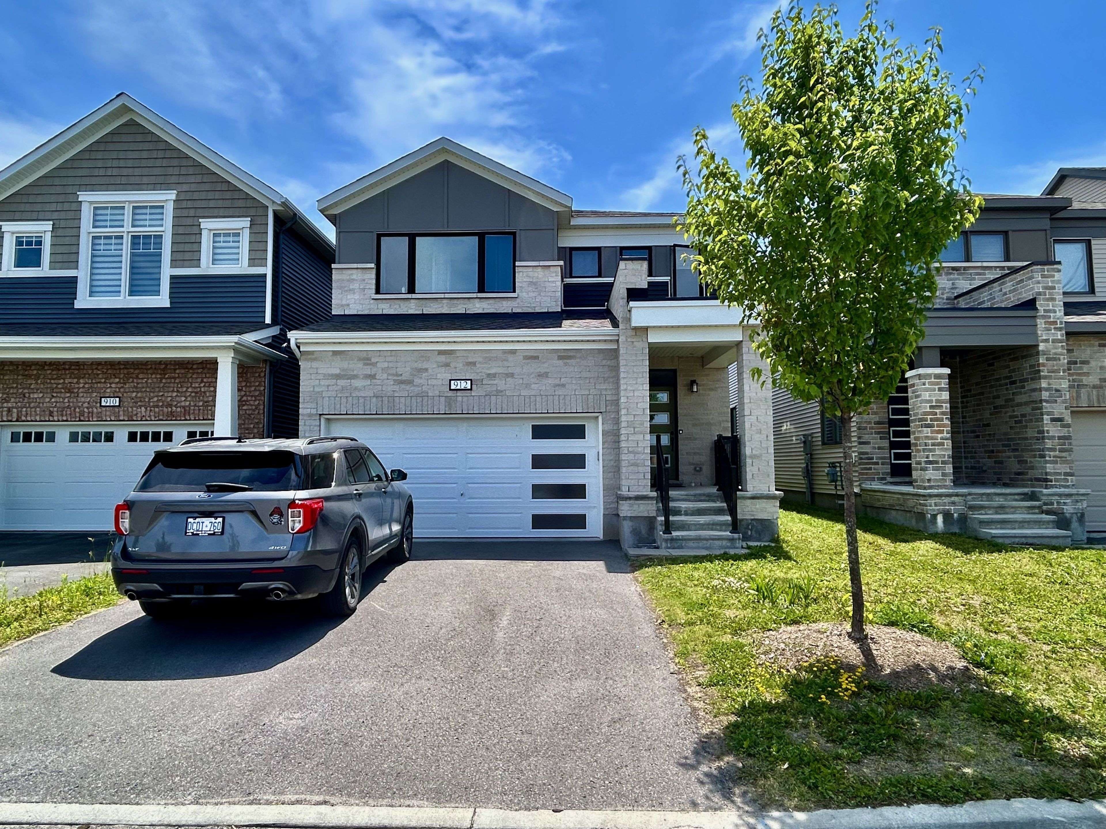 912 Rubicon PL, Kanata, ON K2V 0R1