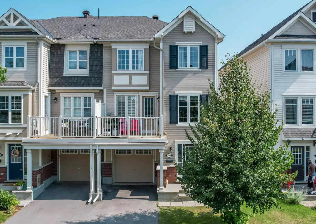 Kanata, ON K2M 0L9,595 FOXLIGHT CIR