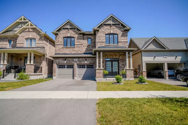 40 Pietrowski DR, Georgina, ON L4P 0K2