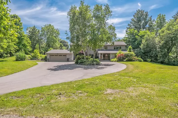 Burlington, ON L7P 0E8,2365 Britannia RD