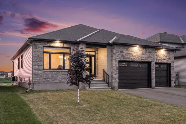 400 Central Park BLVD, Russell, ON K4R 0C6