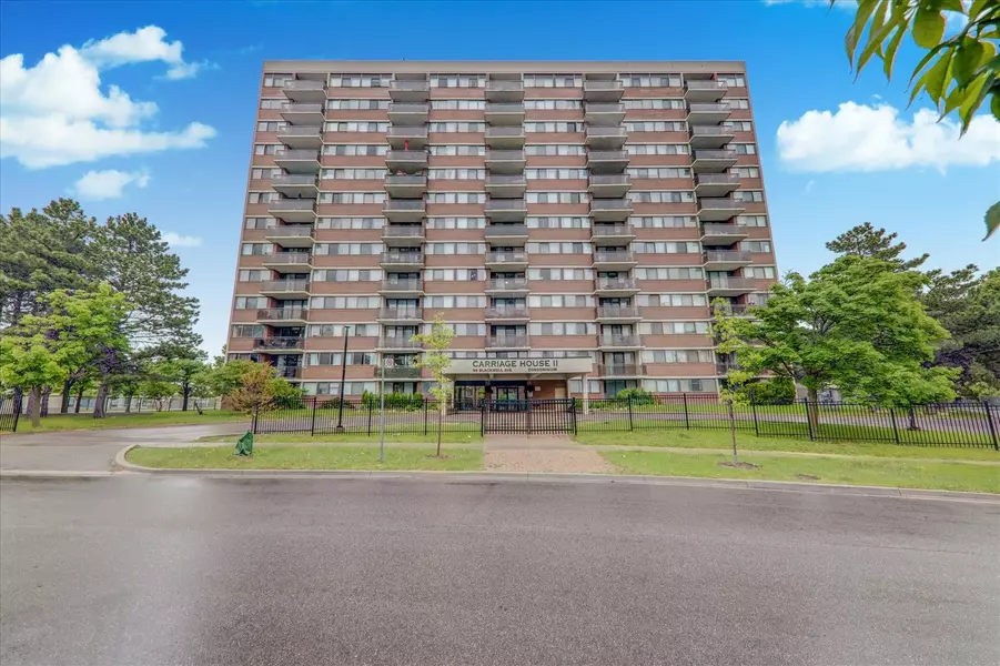99 Blackwell AVE #807, Toronto E11, ON M1B 3R5