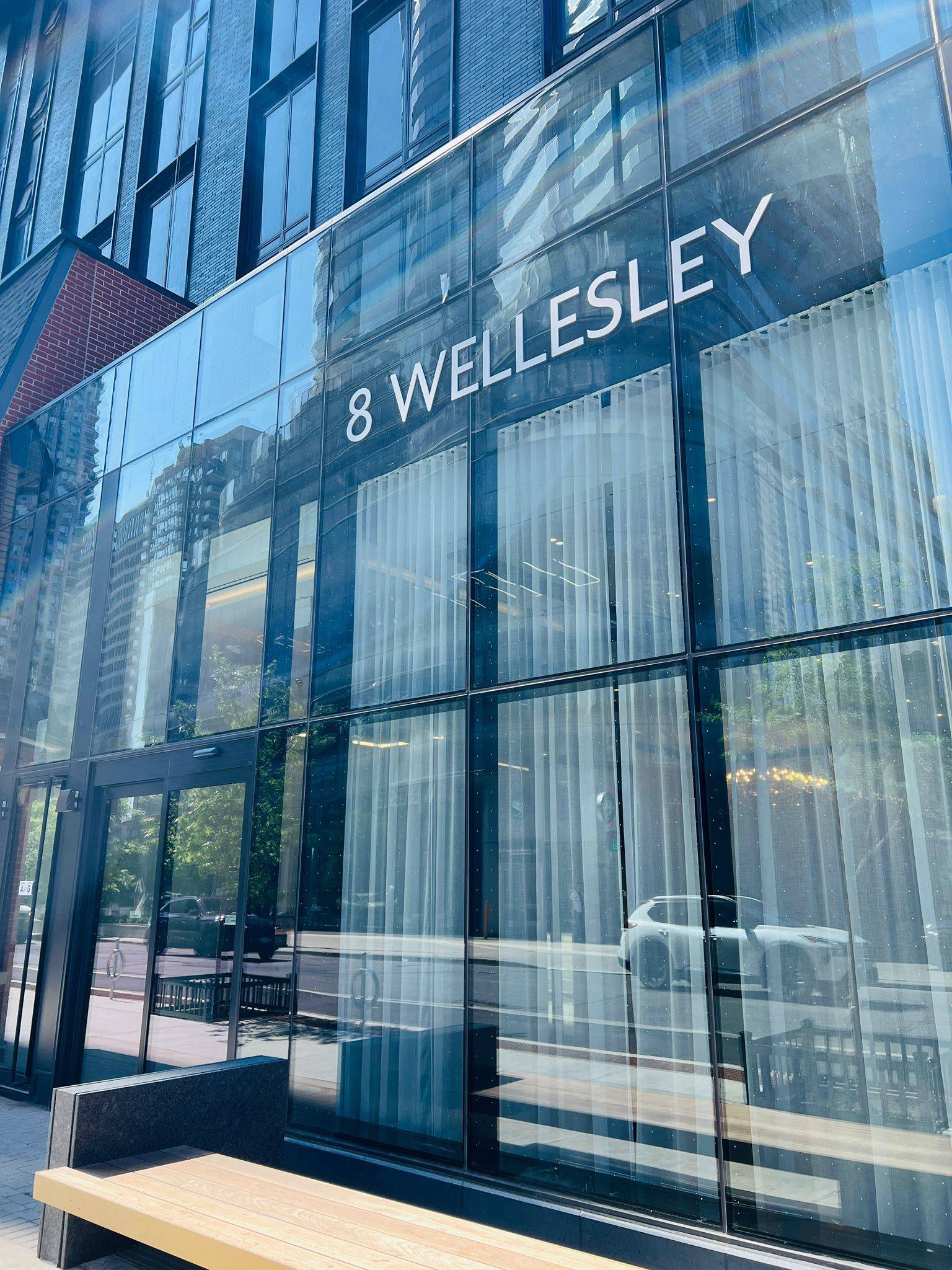 8 WELLESLEY ST W #2709, Toronto C01, ON M4Y 0J5
