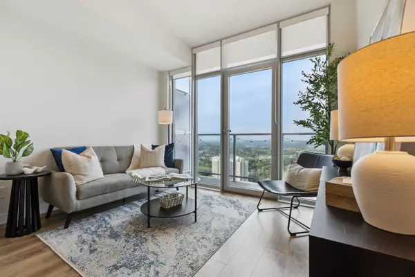 Kitchener, ON N2H 0C7,60 Frederick ST #2903