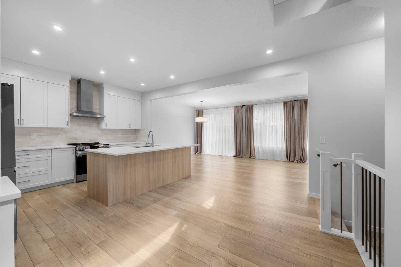 Calgary, AB T3L 0H8,108 Rowmont Heath NW