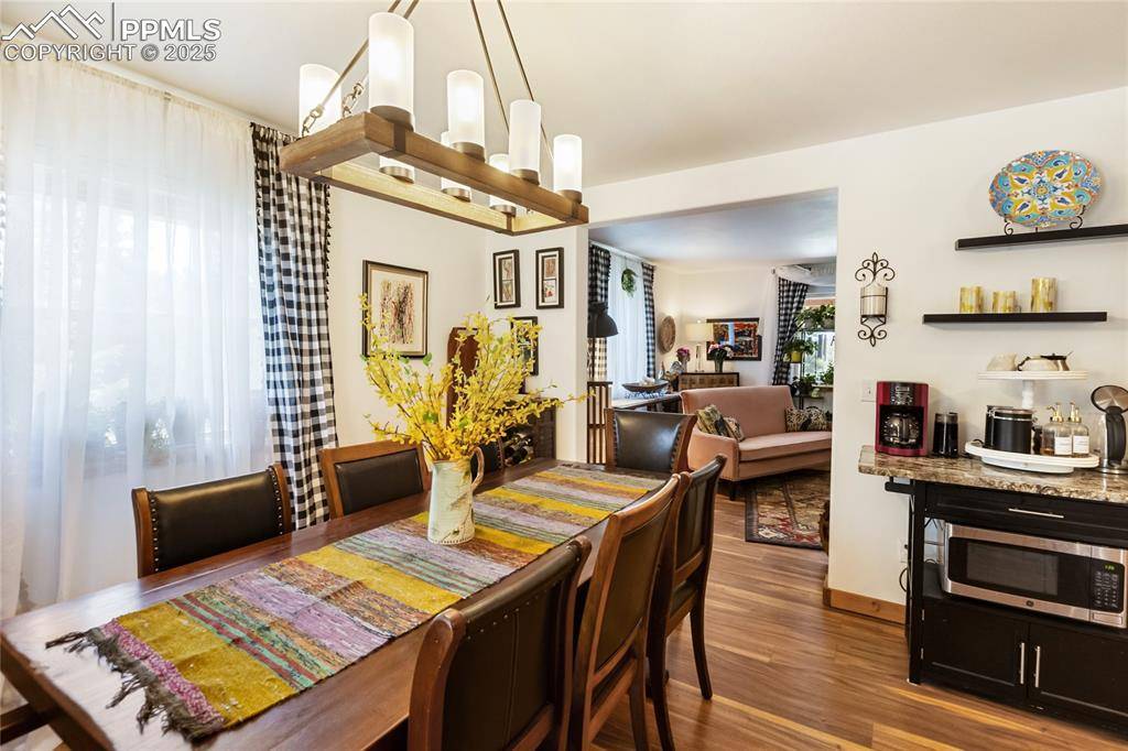 Florissant, CO 80816,130 Paint Pony LN