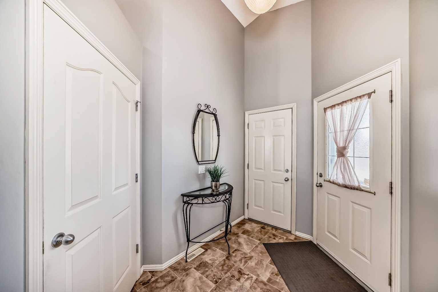 Chestermere, AB T1X 1L5,328 COVE RD