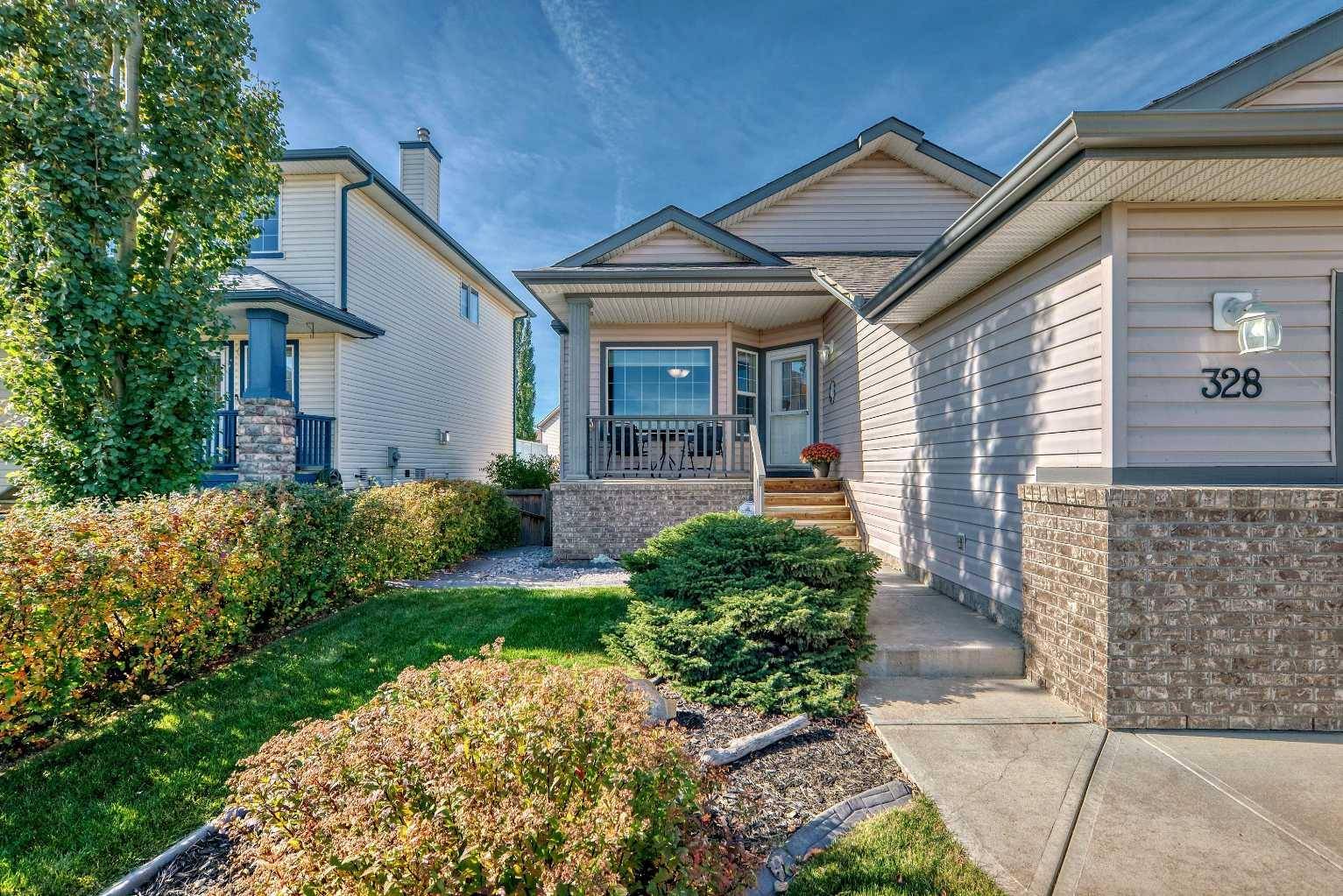 Chestermere, AB T1X 1L5,328 COVE RD