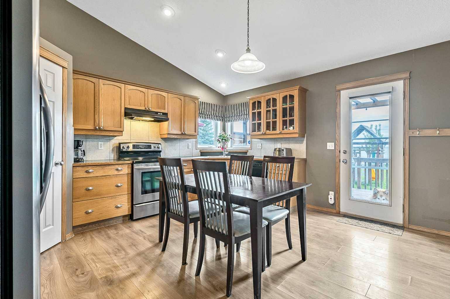 High River, AB T1V 1X8,104 High Ridge PL NW