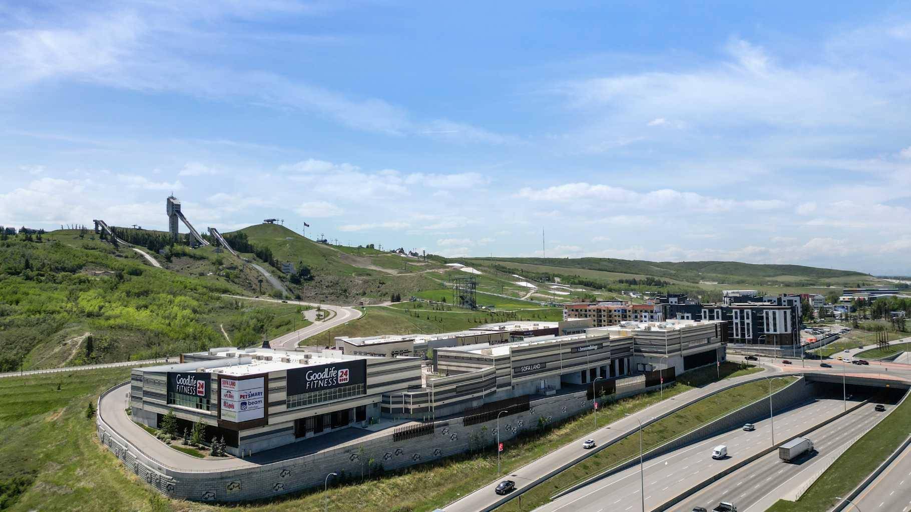 Calgary, AB T3B 1N6,7620 34 AVE Northwest