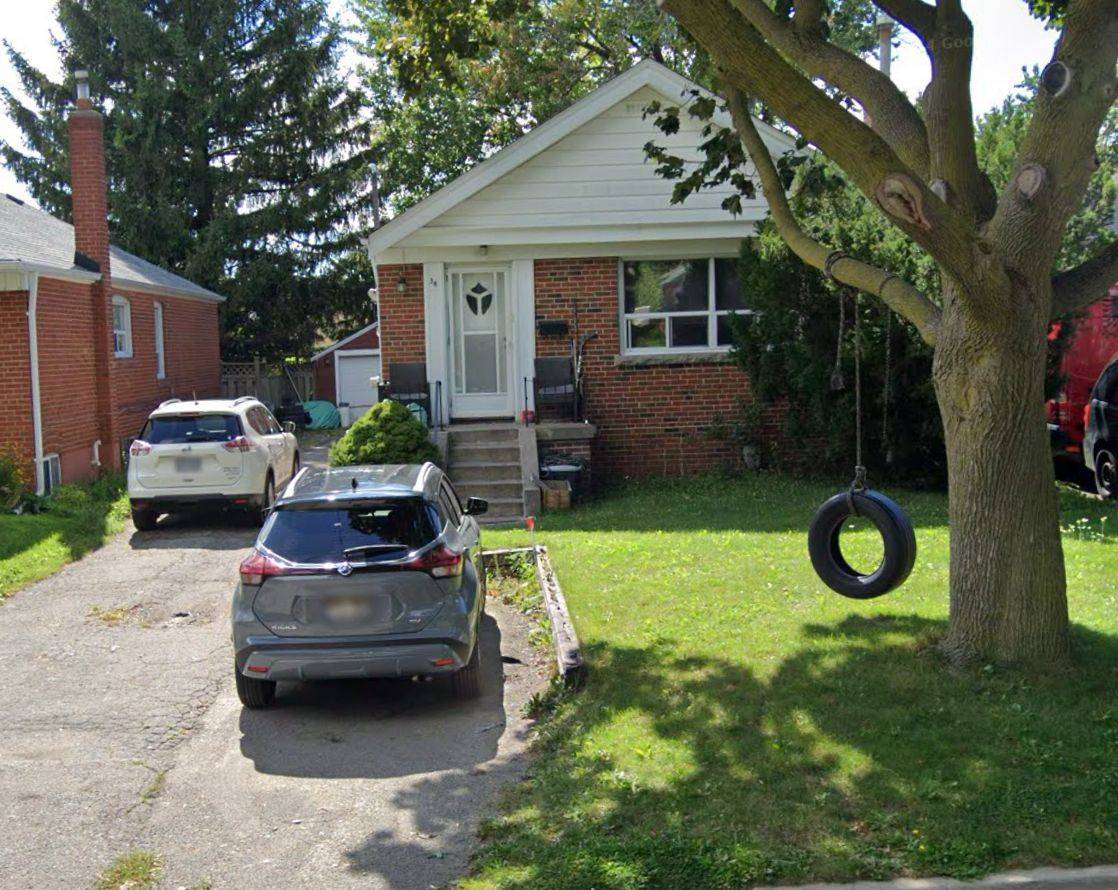 34 Inniswood DR, Toronto E04, ON M1R 1E5