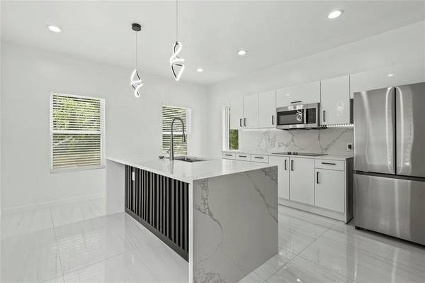 2212 Anderson Street, Dallas, TX 75215