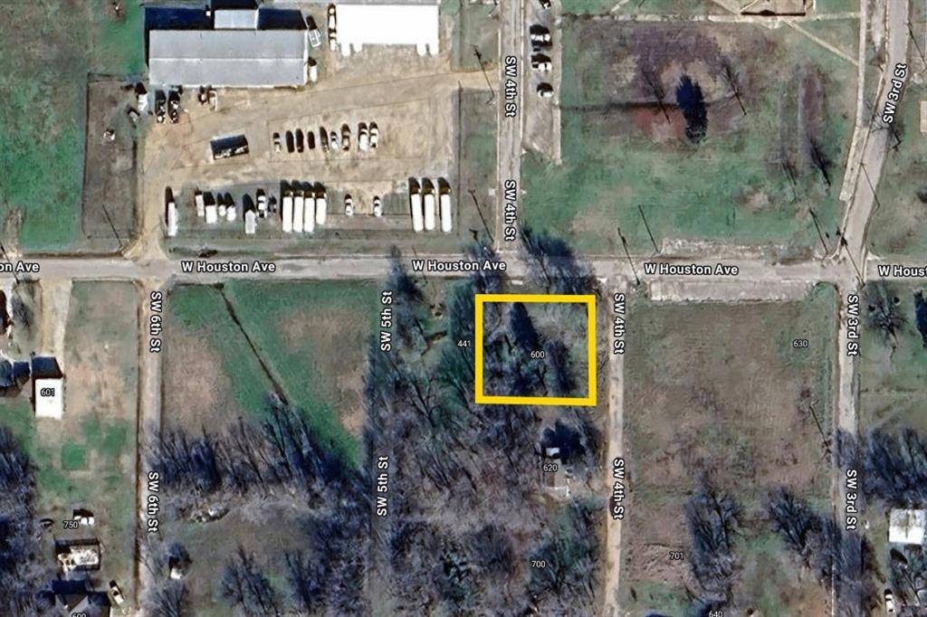 600 SW 4th Street, Cooper, TX 75432