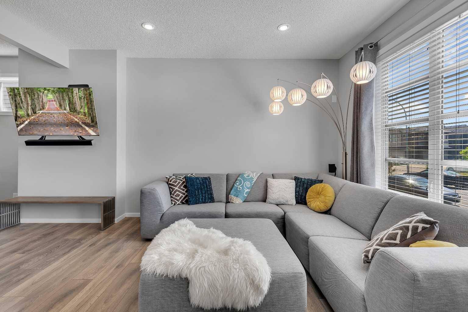 Calgary, AB T3N 1B4,148 Savanna RD NE