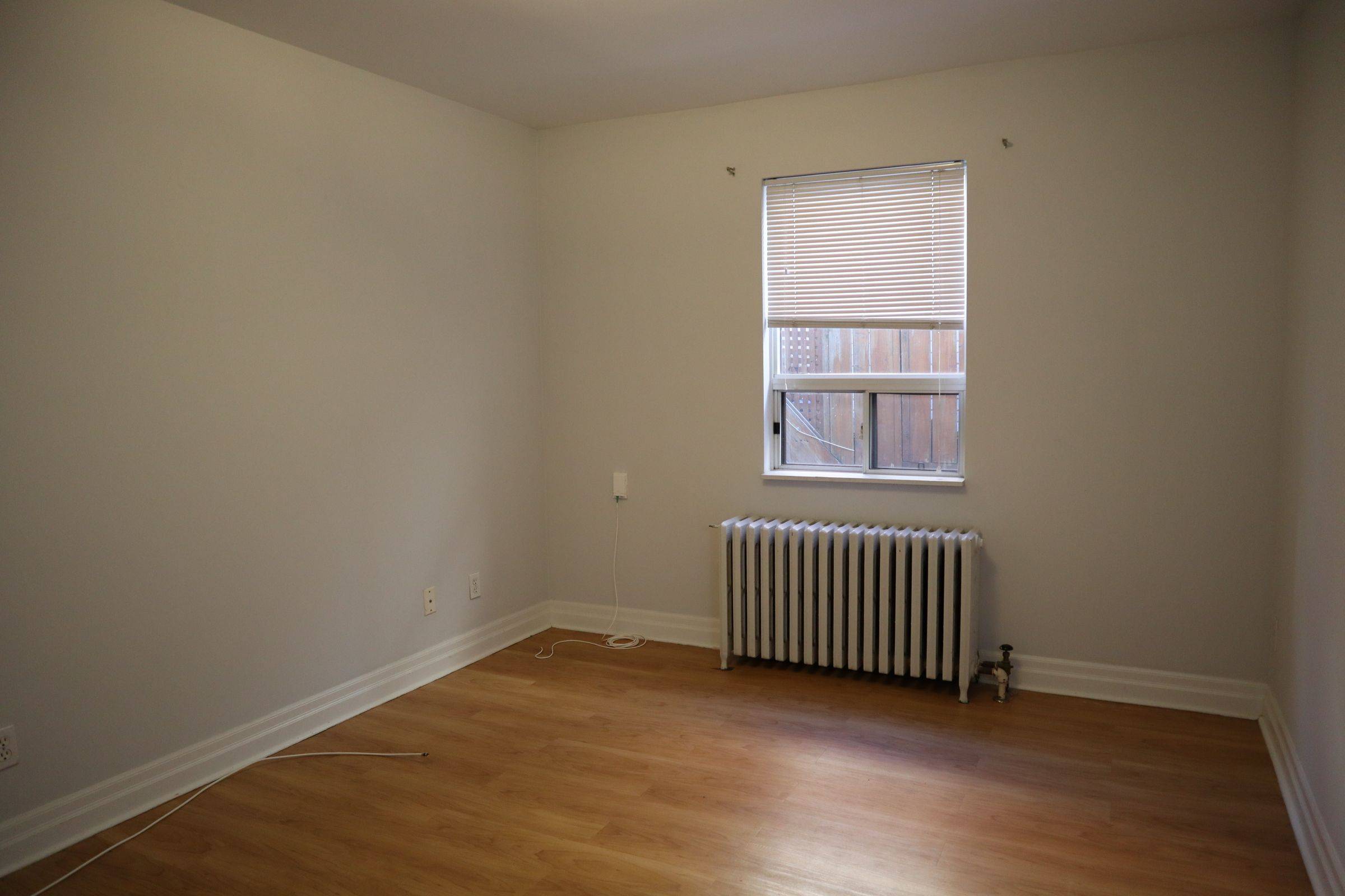 Toronto C04, ON M5N 1B4,526 Eglinton AVE W #2