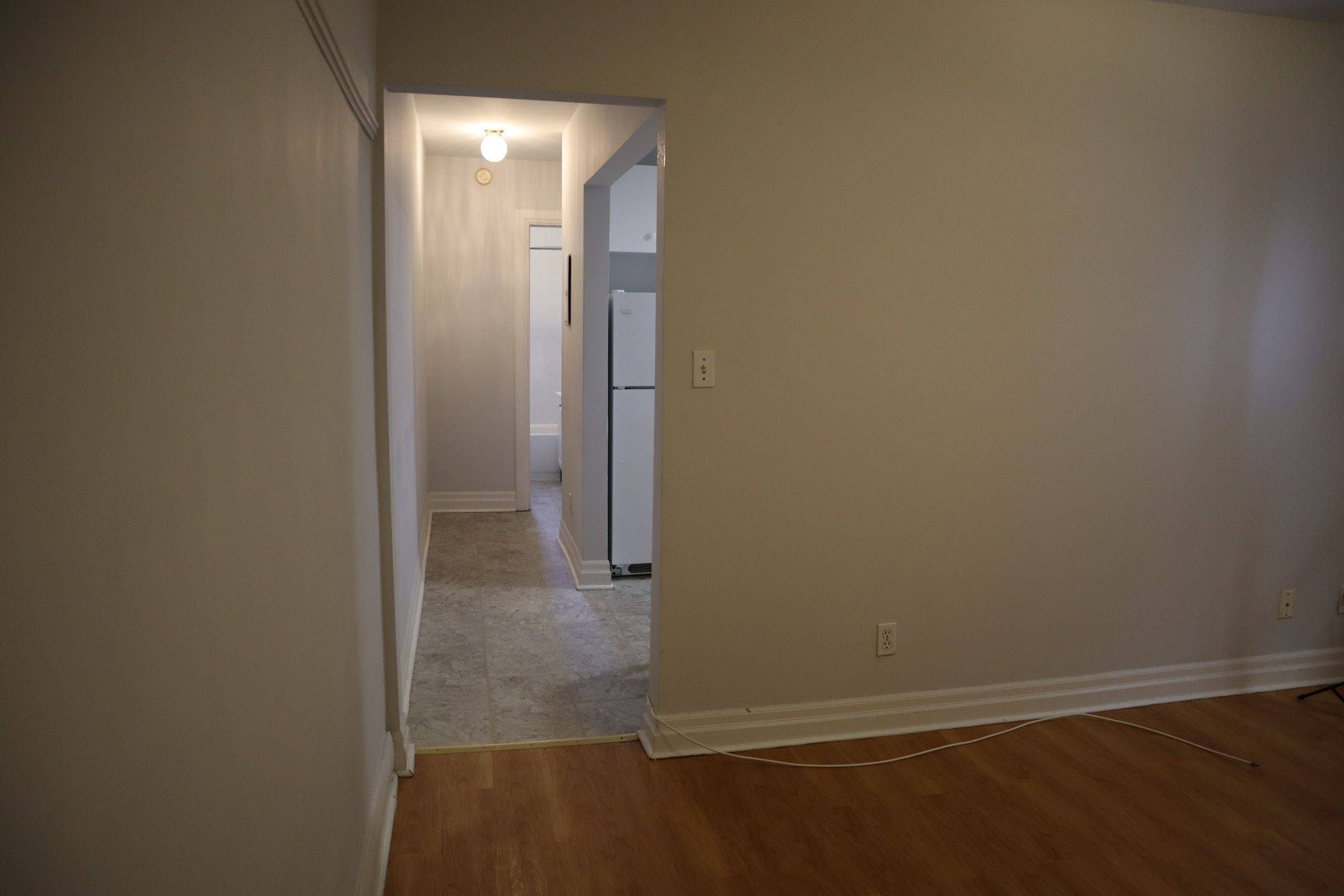 Toronto C04, ON M5N 1B4,526 Eglinton AVE W #2