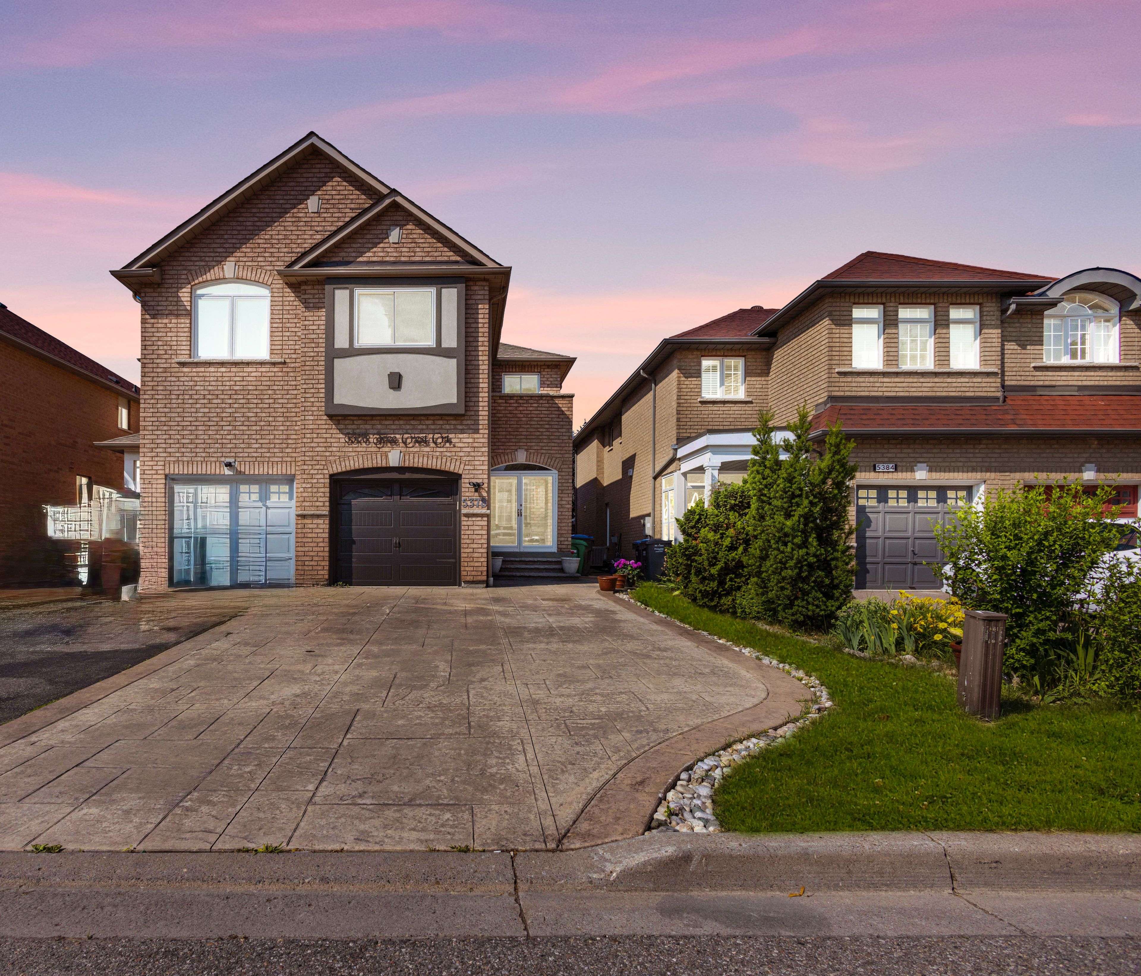 5378 Tree Crest CT, Mississauga, ON L5R 3Z6