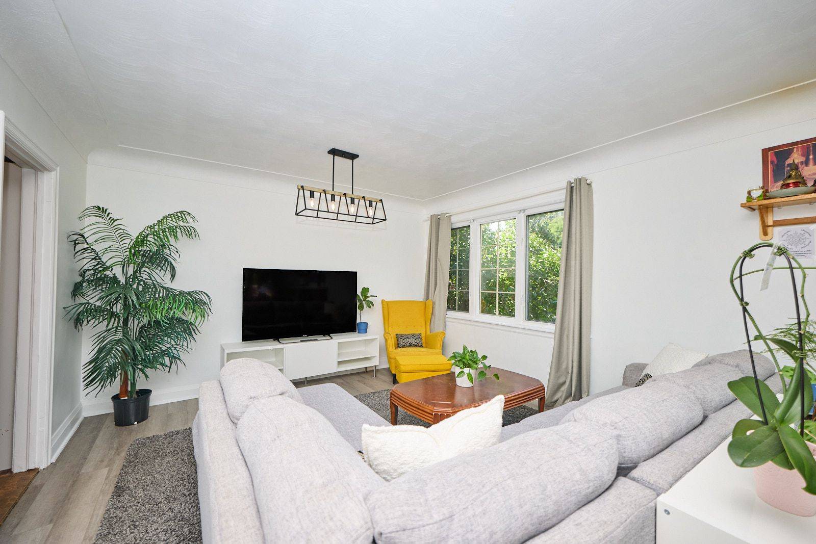 Hamilton, ON L8G 2L9,79 Felker AVE S