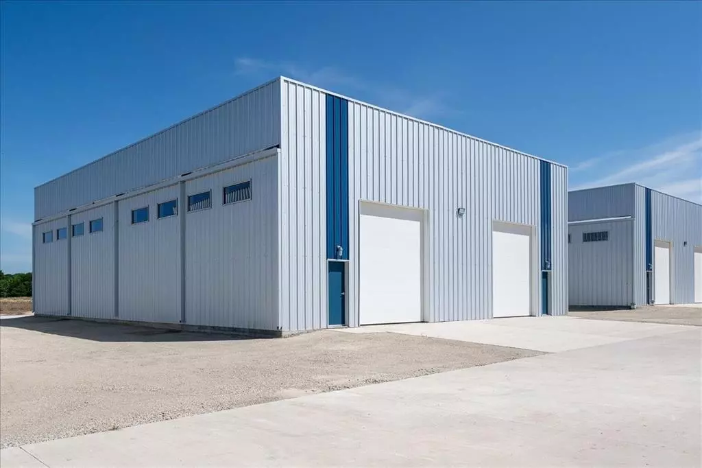 Trenton, TX 75418,9020 S State Highway 121 #3