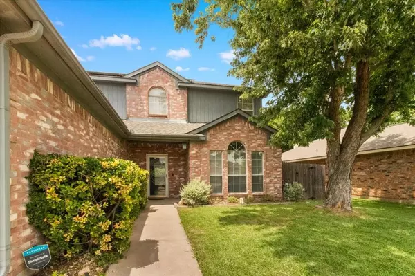 Grand Prairie, TX 75052,2826 Garden Oaks Place