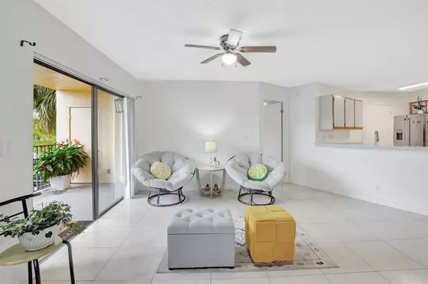 Sunrise, FL 33322,9999 Summerbreeze Dr #808
