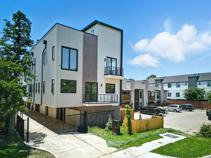 1425 N Garrett Avenue #104, Dallas, TX 75206