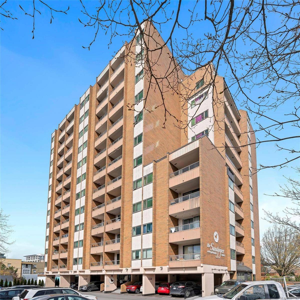 Victoria, BC V8W 3J5,1630 Quadra St #405