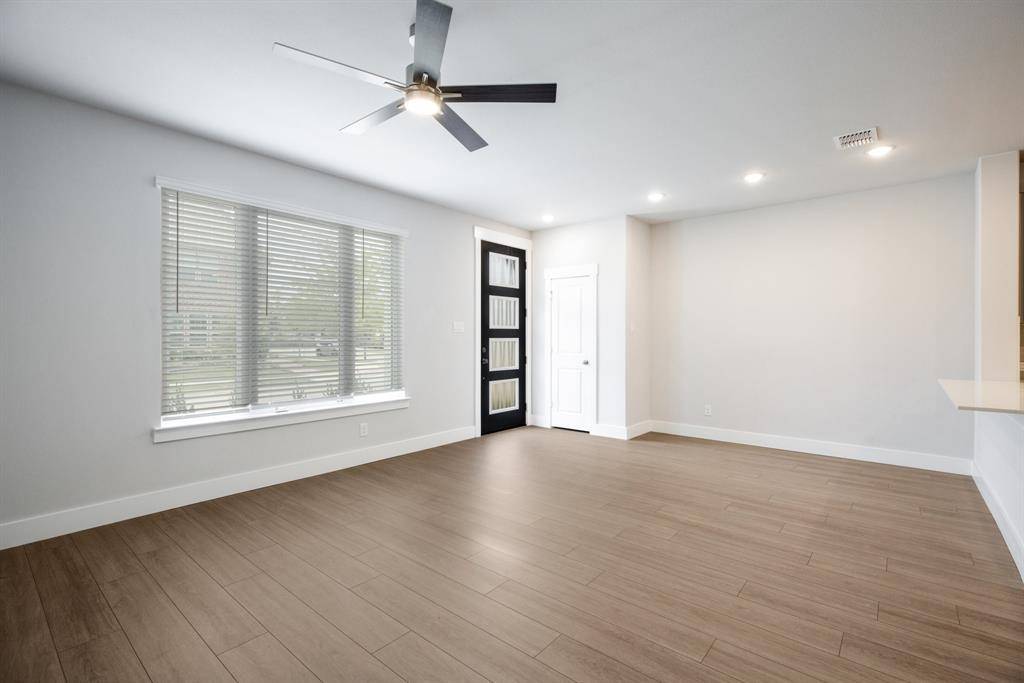 Arlington, TX 76005,4502 Smokey Quartz Lane